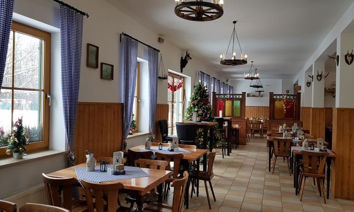 Wirtshaus Zum Holzlwirt Biergarten